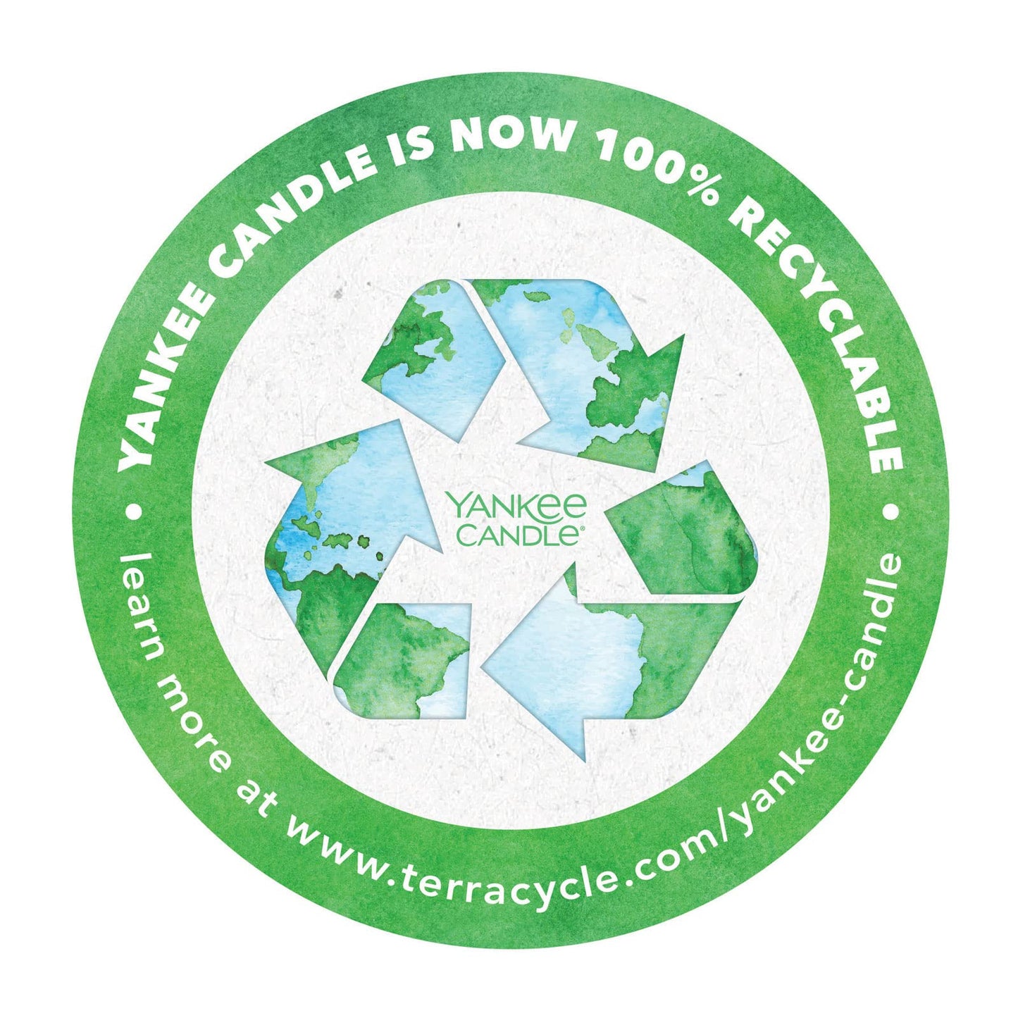 Yankee Candle Lilac Blossoms Scented, Classic 22oz Large Jar Single Wick Candle, Over 110 Hours of Burn Time, Perfect for Gifting, Gatherings and Seasonal Decorations